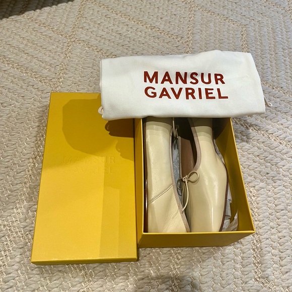 Never worn Mansur Gavriel ballet flats, with dust bag and box. - Picture 5 of 6